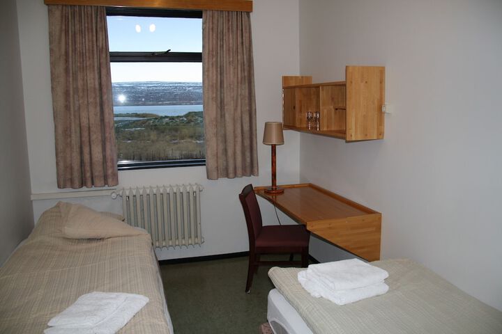 Room 11 of 65