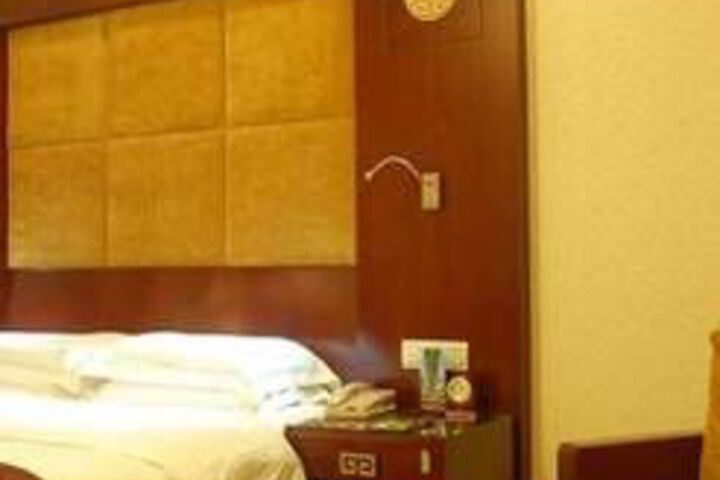 Room 4 of 57