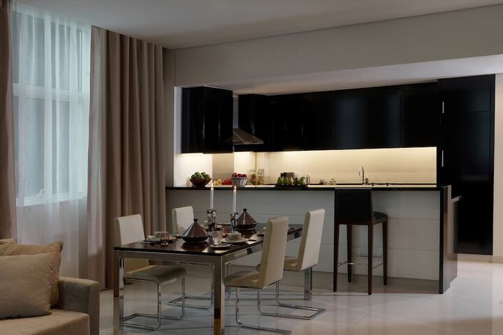 Dining Photos