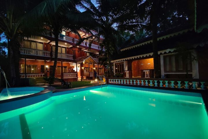 Pool 17 of 26
