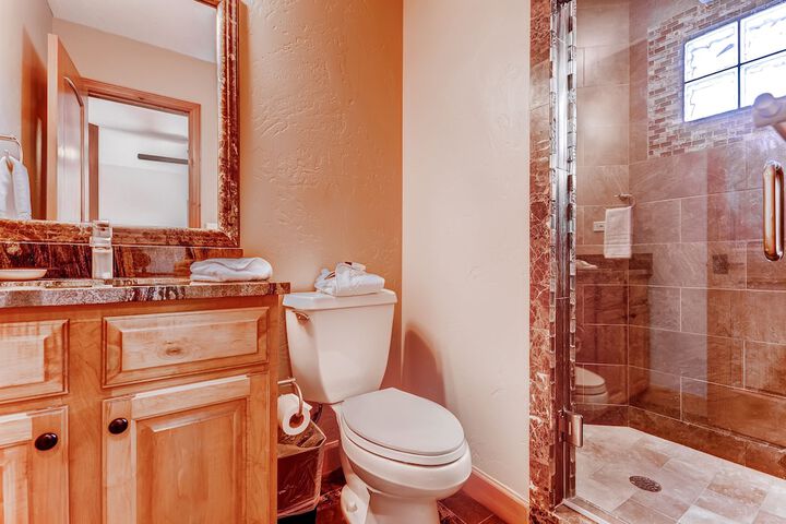 Room 302 of 493