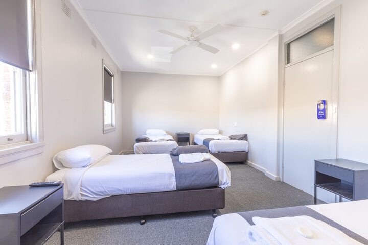 Room 12 of 43