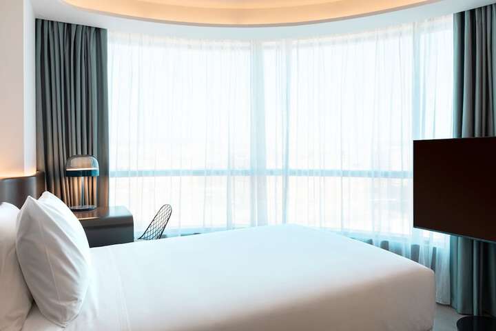 Room 21 of 69