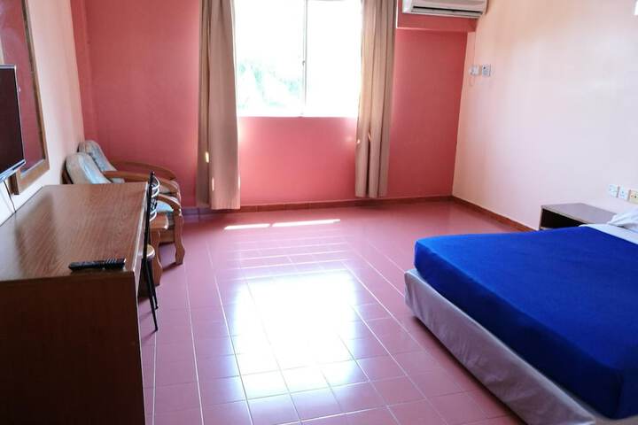 Room 17 of 31