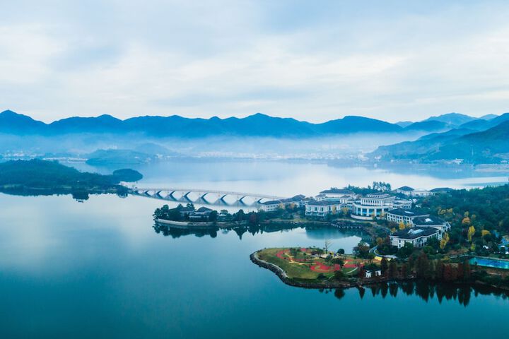 Photo of New Century Resort Siming Lake Yuyao
