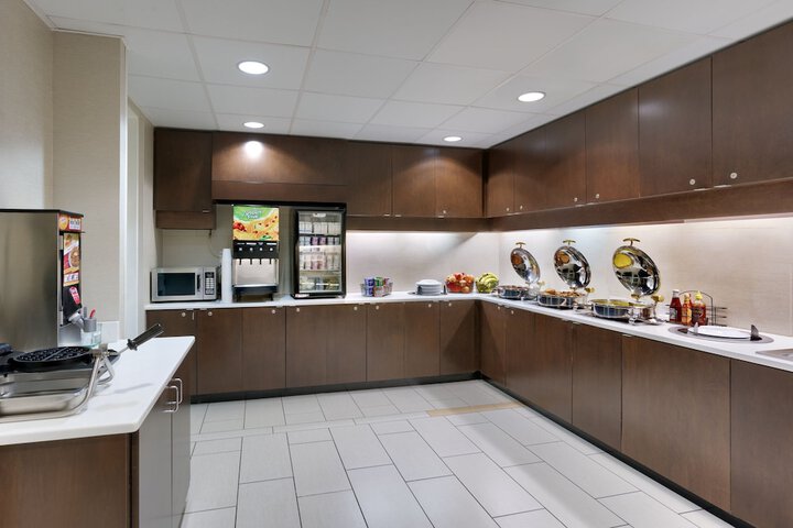 Breakfast/Coffee Service 32 of 36