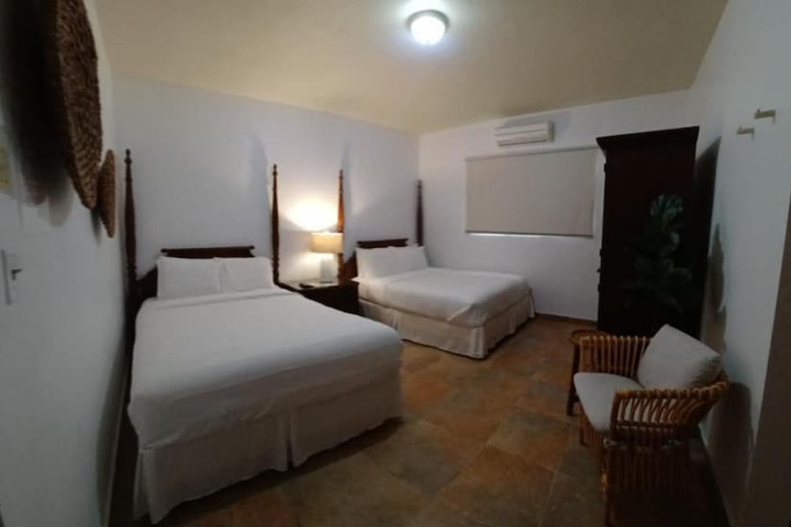 Room 6 of 58