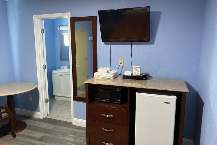 1 Queen Bed (22 of 69)