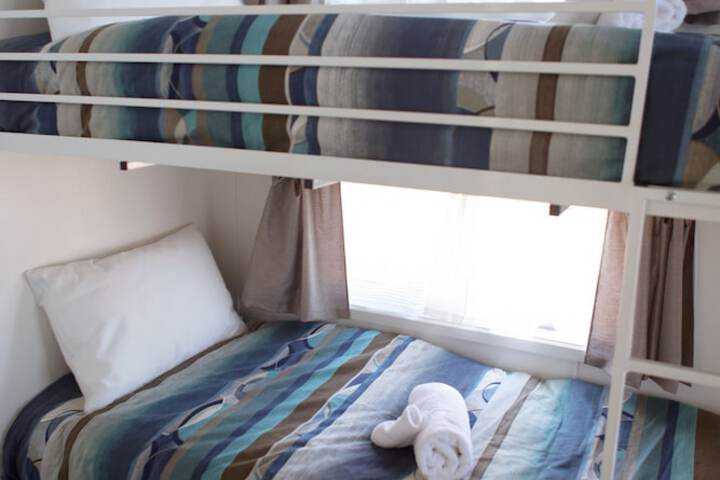 Room 3 of 11