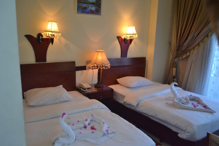 Room 4 of 69