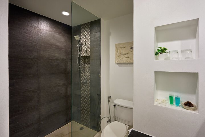 Clean Restrooms