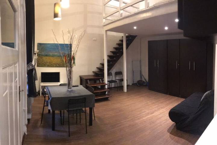 Room 26 of 65