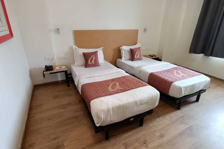 Room 15 of 21