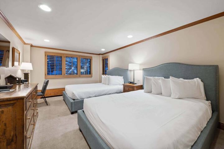 Room 47 of 192