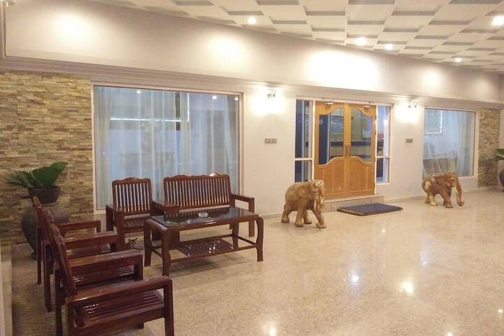 Hotel Interior 4 of 18