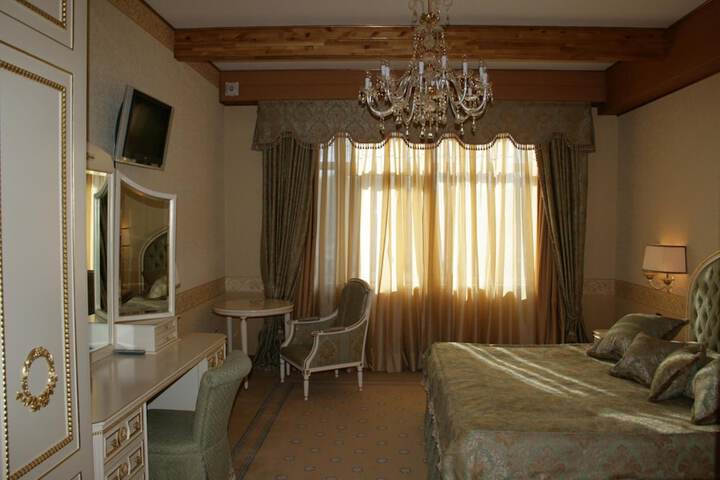 Room 10 of 59