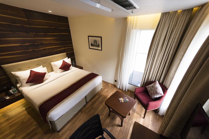 Room 13 of 49