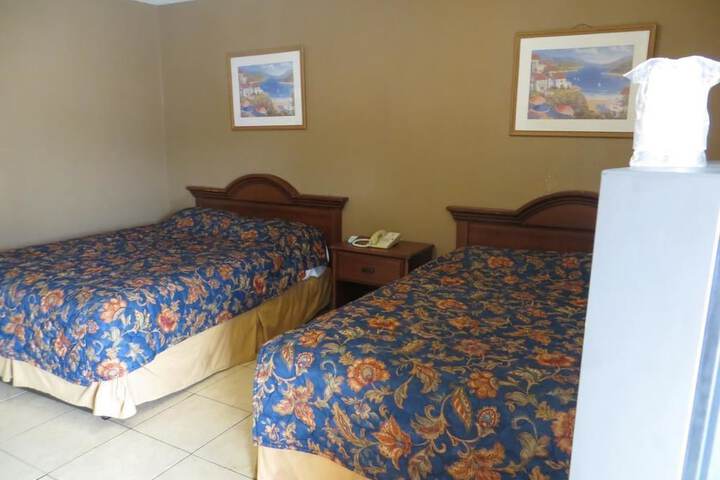 Room 3 of 13