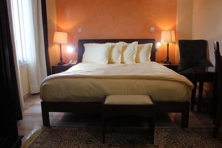 Room 9 of 45