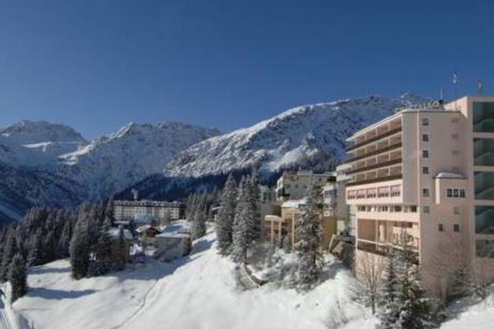 Hotel 4 of 6