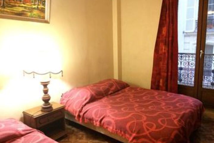 Room 20 of 28
