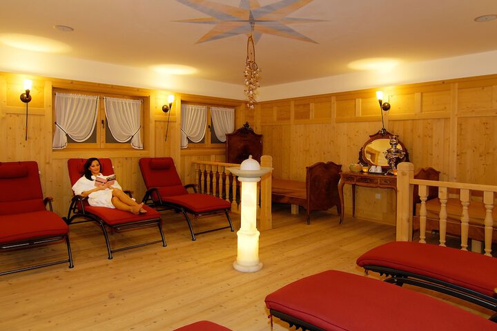 Spa 27 of 31