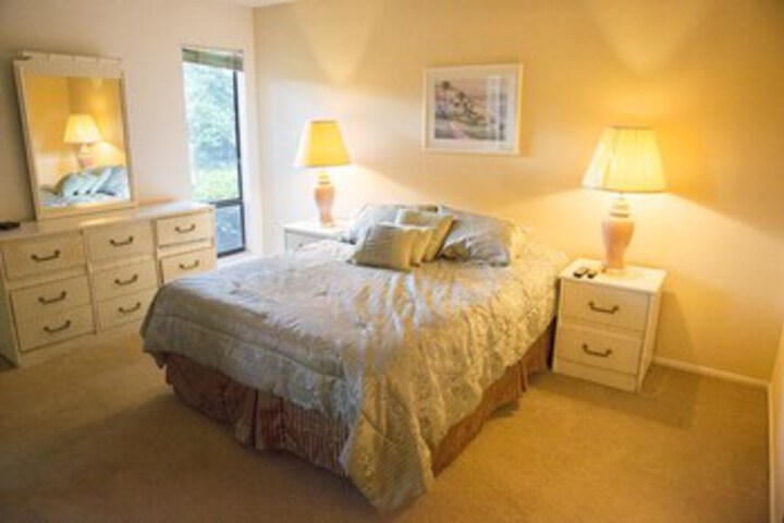 Room 43 of 49