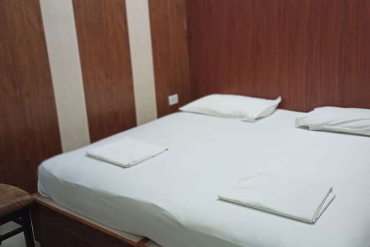 Room 12 of 79