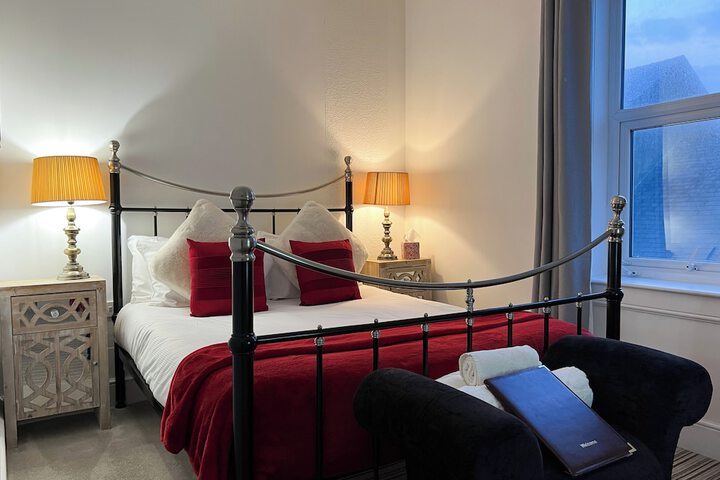 Room 67 of 156