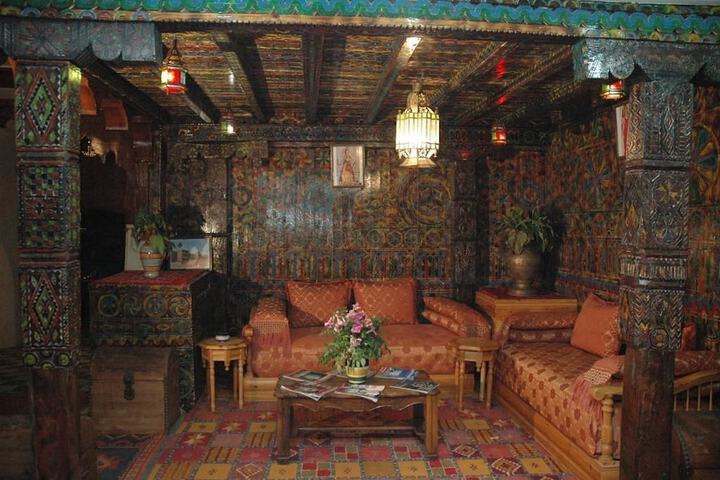 Room 10 of 20