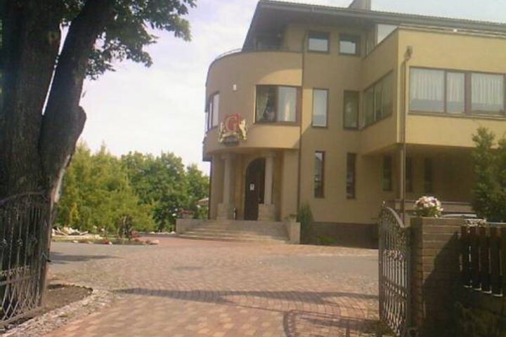 Exterior of GRALIS