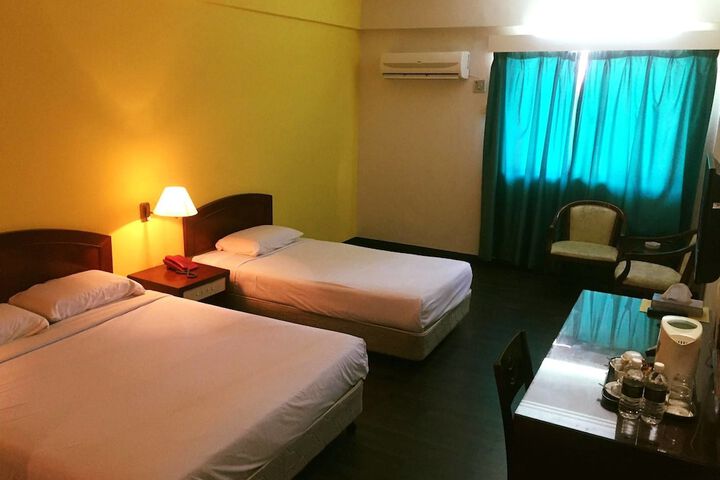 Room 8 of 52