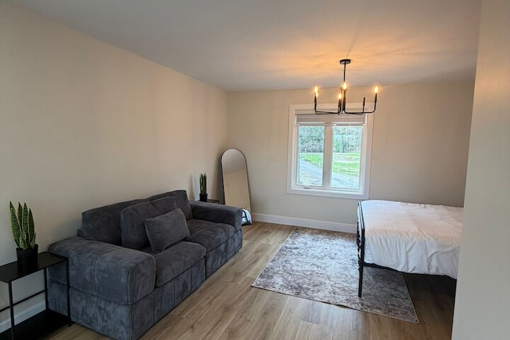 Room 43 of 91