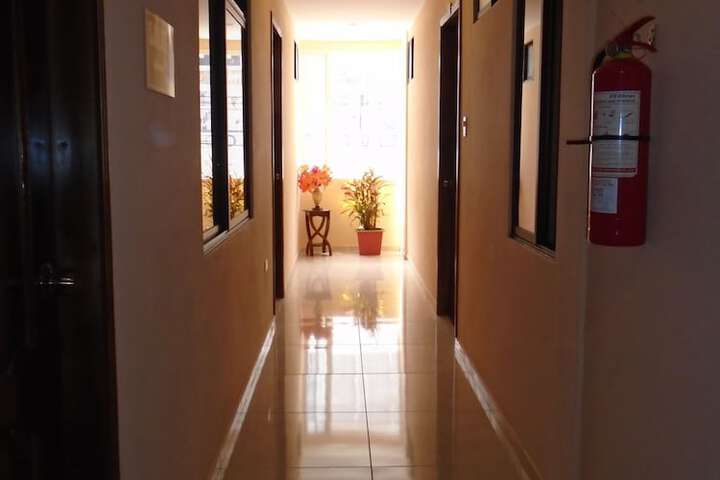 Ballroom/Hall 67 of 111
