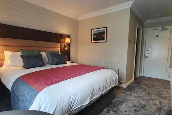 Room 3 of 23