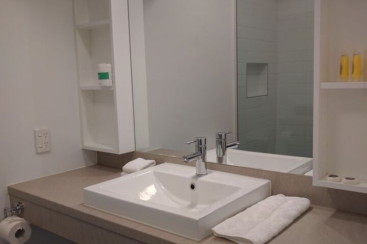 Room 11 of 26