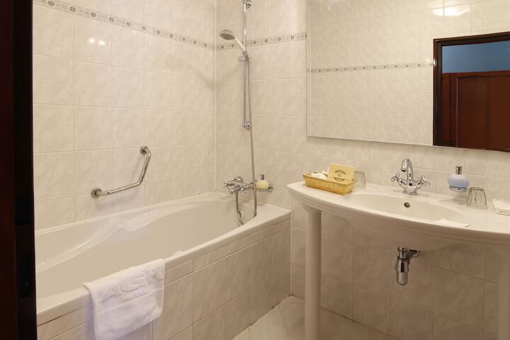Clean Restrooms