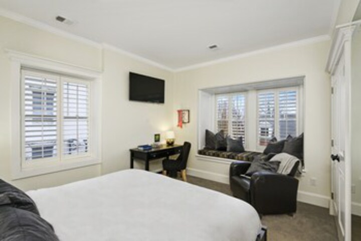 Room 29 of 36