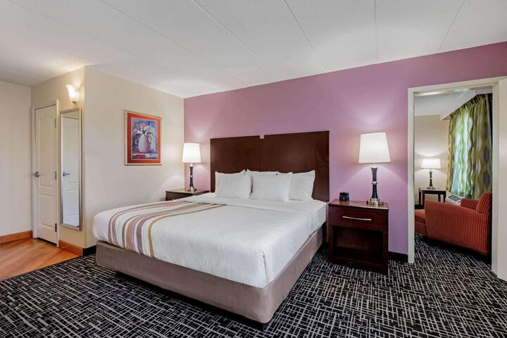 1 King Bed Mobility Accessible (8 of 21)