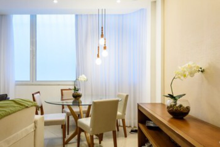 Room 6 of 24