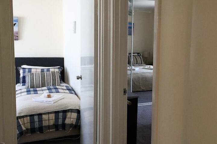 Room 3 of 40