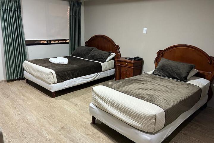 Room 15 of 144