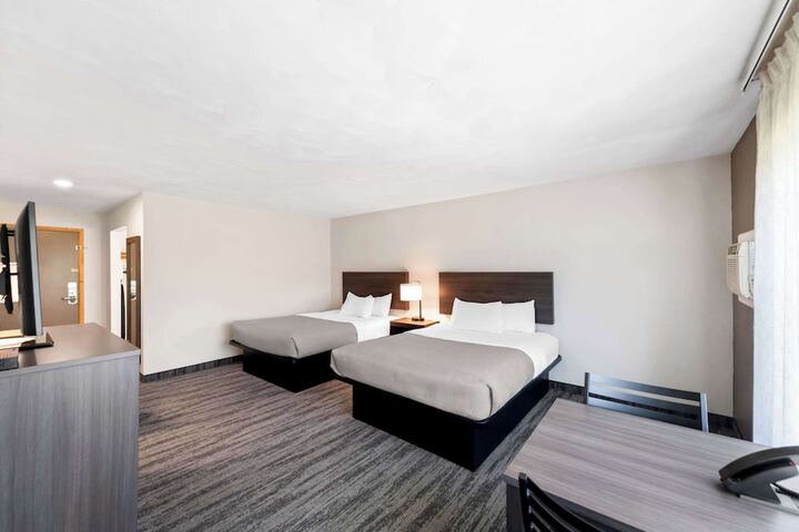 Room 14 of 38