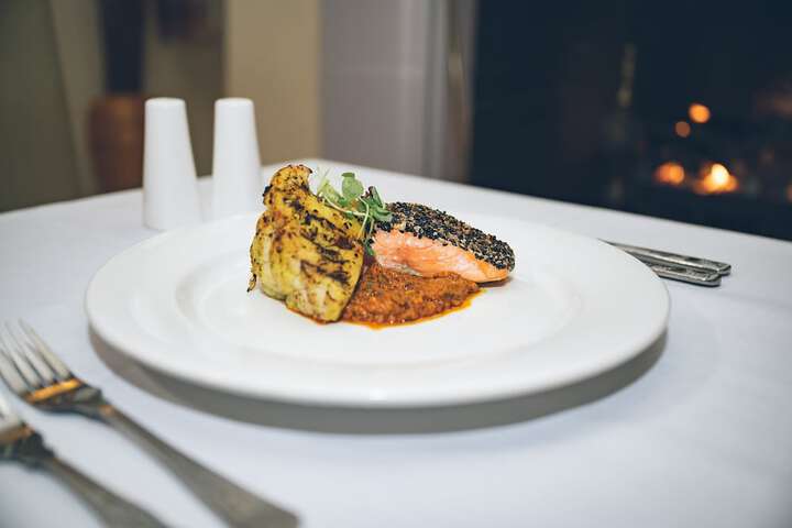Dining 56 of 93