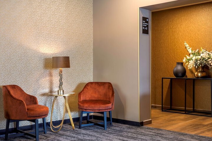 Hotel Interior 6 of 86