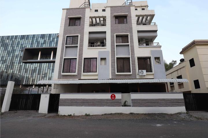 Hotel 6 of 9
