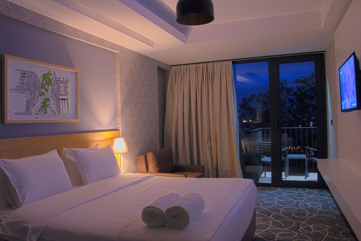 Room 7 of 55