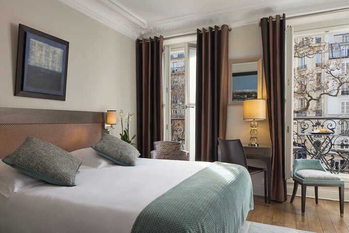Room 10 of 52