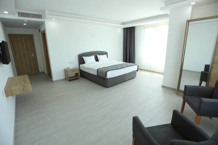 Room 7 of 21