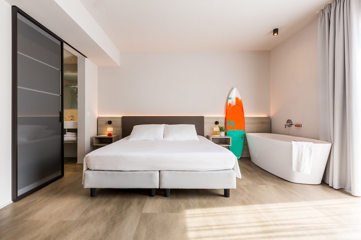 Room 28 of 119